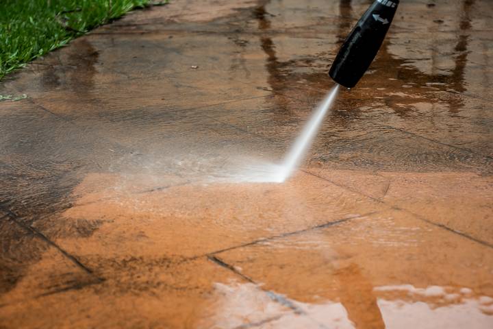 Driveway Cleaning in Aylesbury